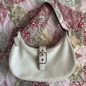 white leather coach hampton 7592 crescent shaped shoulder bag